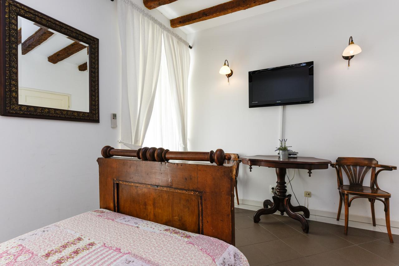 Accomodation Gina Zadar Exterior foto