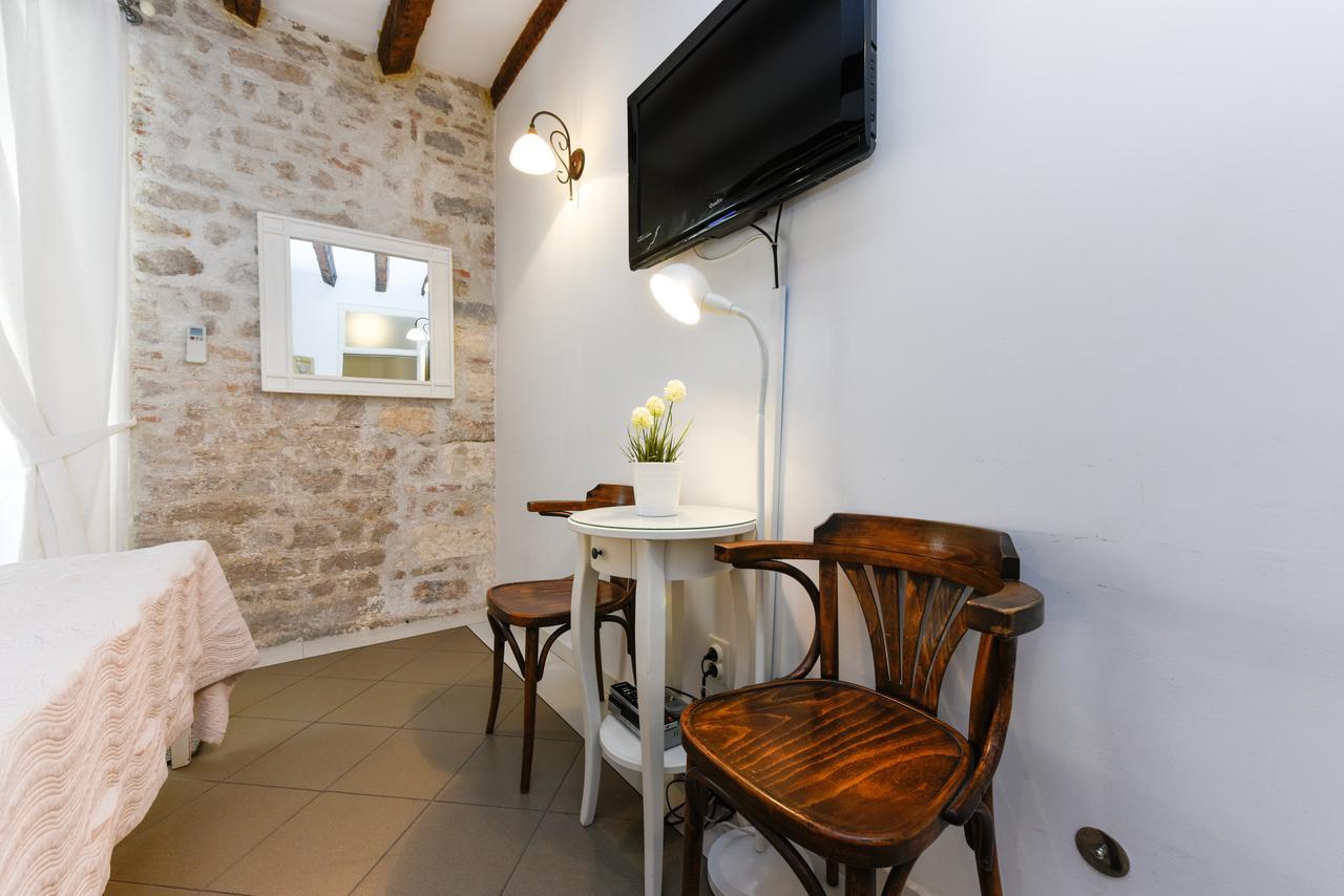 Accomodation Gina Zadar Exterior foto